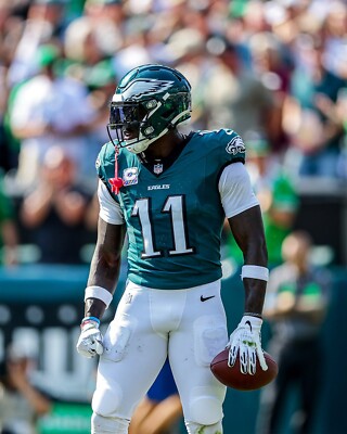 AJ Brown Stance After a Catch Philadelphia Eagles 8x10 NFL Football Photo