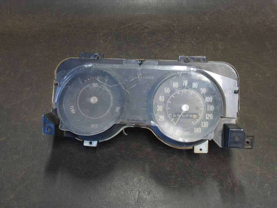 1969 1970 1971 1972 Pontiac Lemans Tempest velocímetro odómetro tablero panel Foto 2 de 3