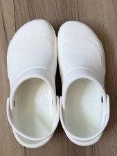 Crocs Bistro Work Clogs Non Skid Shoes Unisex Size Mens 8 Womens 10 White