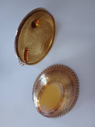 Iridescent Glass Chicken On Nest. Beaded edging. - Picture 3 of 4
