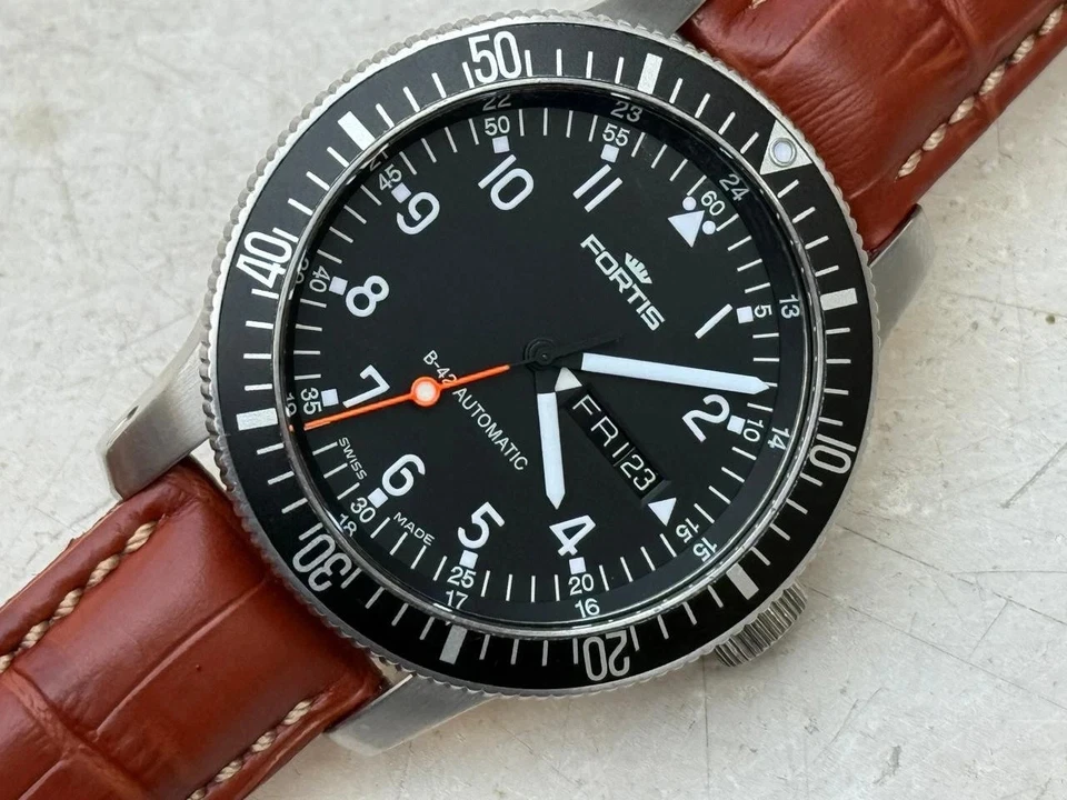 Fortis B-42 Cosmonauts Divers 200m Automatic Men's Watch 647.10 Roscosmos - Image 3 of 4