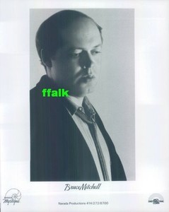 Press Photo: BRUCE MITCHELL 8x10 B&W