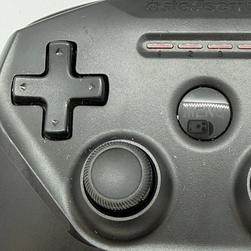 Steelseries Nimbus GC-00004 Wireless Gaming Controller For iOS Apple iPhone iPad - Image 4 of 4