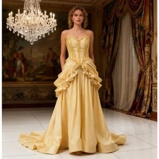 Vintage Victorian Gold Wedding Dresses Ruched Ruffles Satin Applique Sweetheart