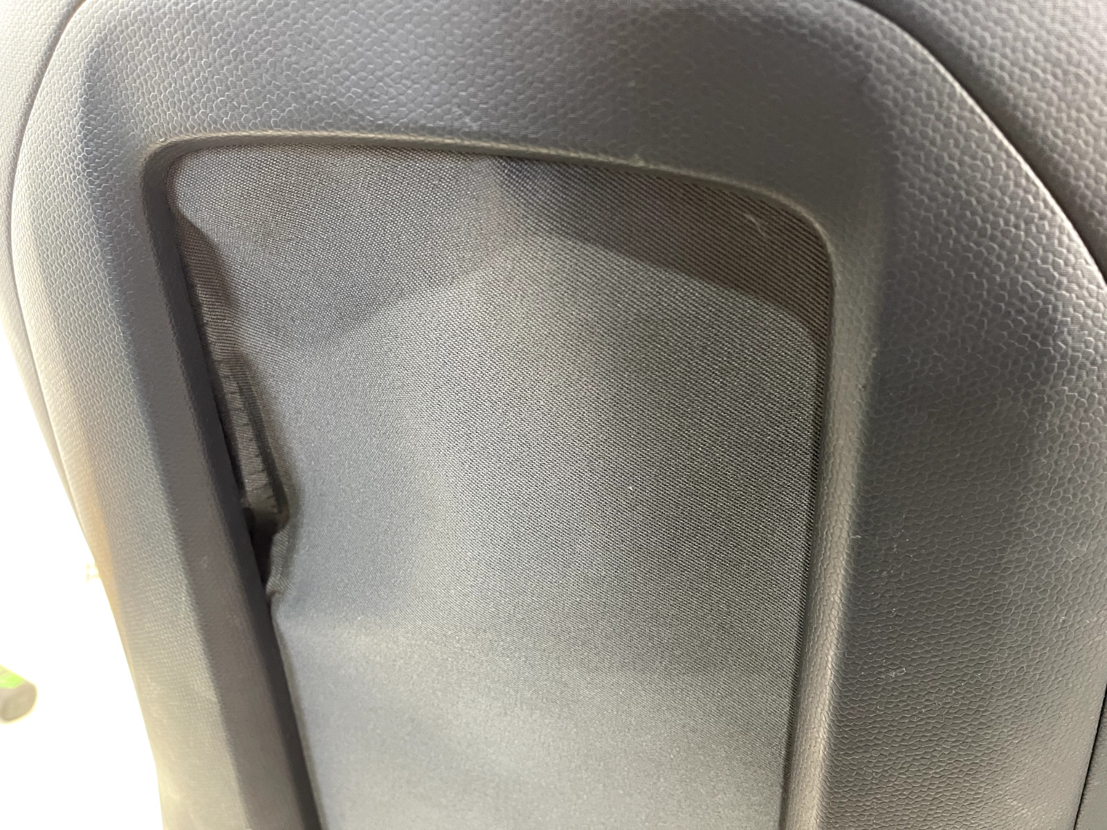 2014-2020 BMW i8 Coupe Front Left & Right Driver Passenger Gray Leather Seats