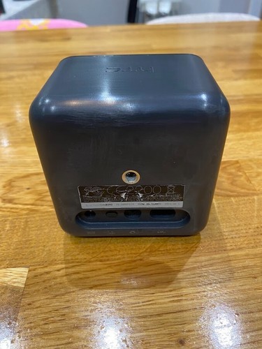 HTC VIVE BASE STATION LIGHTHOUSE SENSOR VR Virtual Reality 2PR8100 Great Cond! - Picture 5 of 8