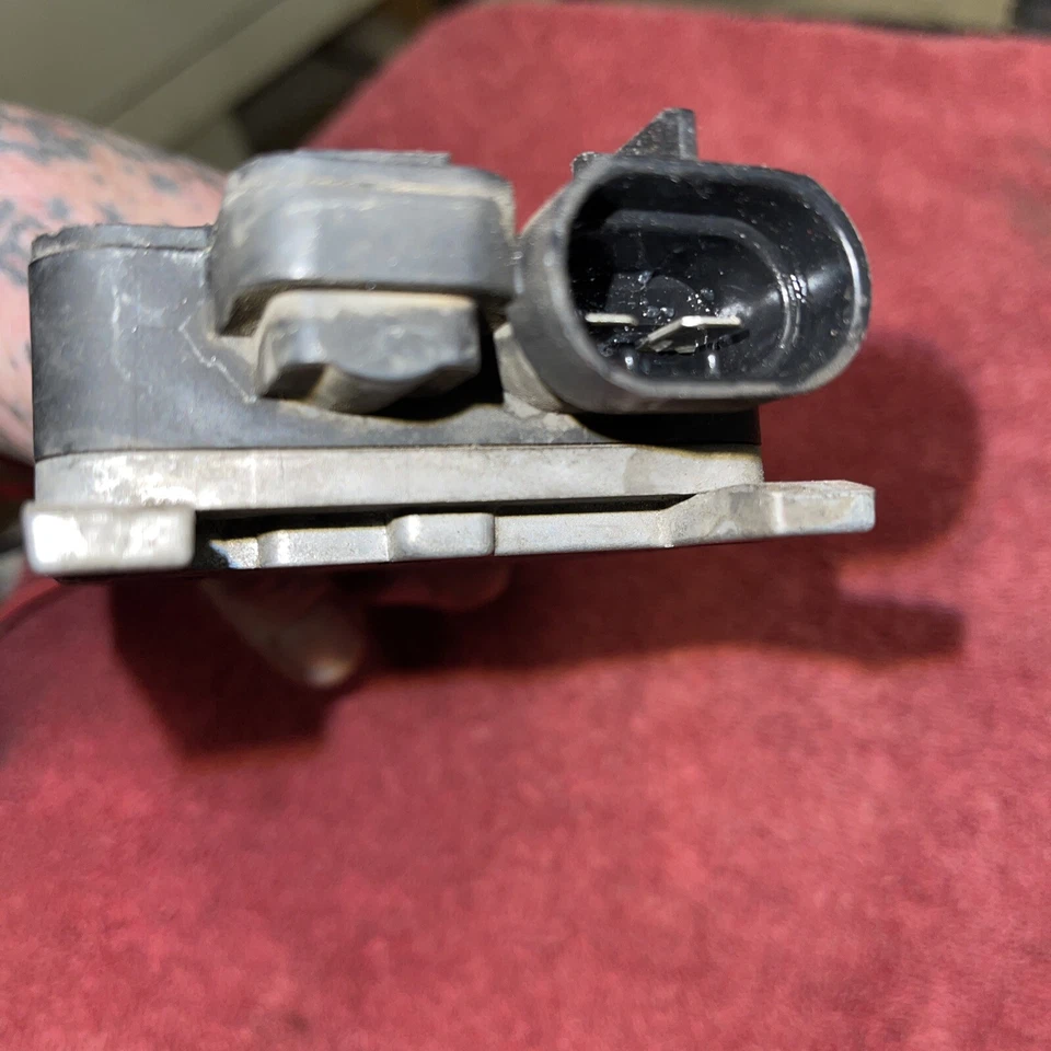 2006-2010 Lincoln town car Ford Crown Vic cooling fan module 6W13-8C609-AA Oem - Image 3 of 4