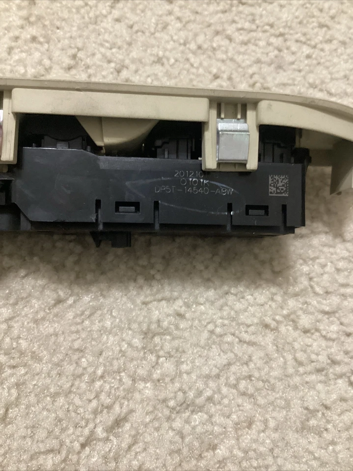 13-17 LINCOLN MKZ DRIVER LEFT SIDE MASTER POWER WINDOW SWITCH DP5T-14540-ABW - Image 4 of 4