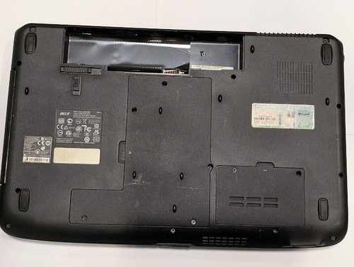Acer Aspire 5738z - Not Tested, No RAM/HDD, Signs of Use - Picture 15 of 18
