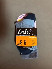 women's hiking light blue light cush w/wrap system 62 merino. Size large.