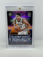 2018-19 Optic Giannis Antetokounmpo Orange Prizm Franchise Features Card /39 SSP