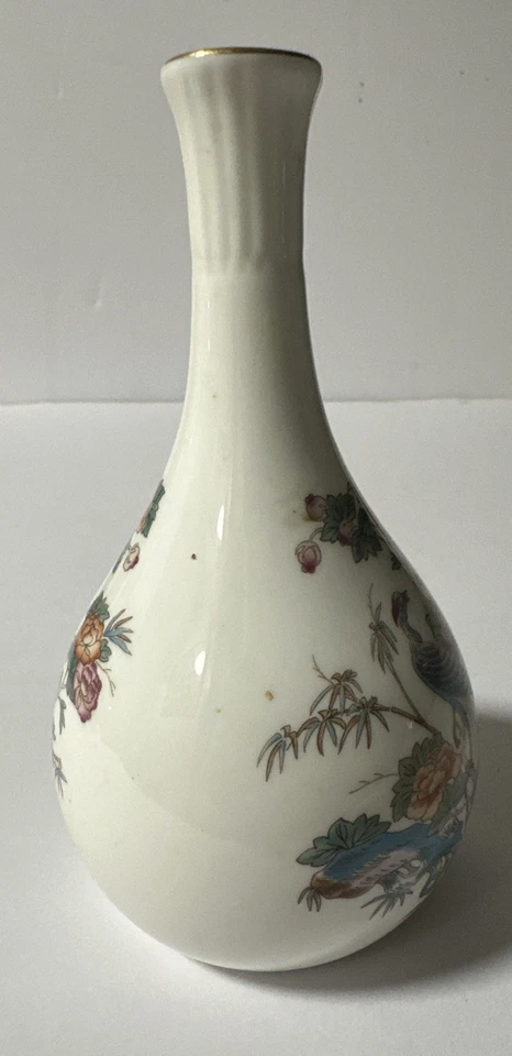 Jarrón Wedgwood Kutani Crane Bone China 5 1/4" como nuevo Foto 2 de 4