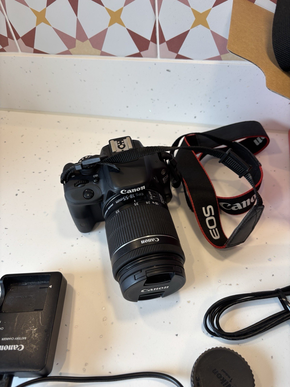 Canon EOS 100D Digital SLR Camera 18-55mm