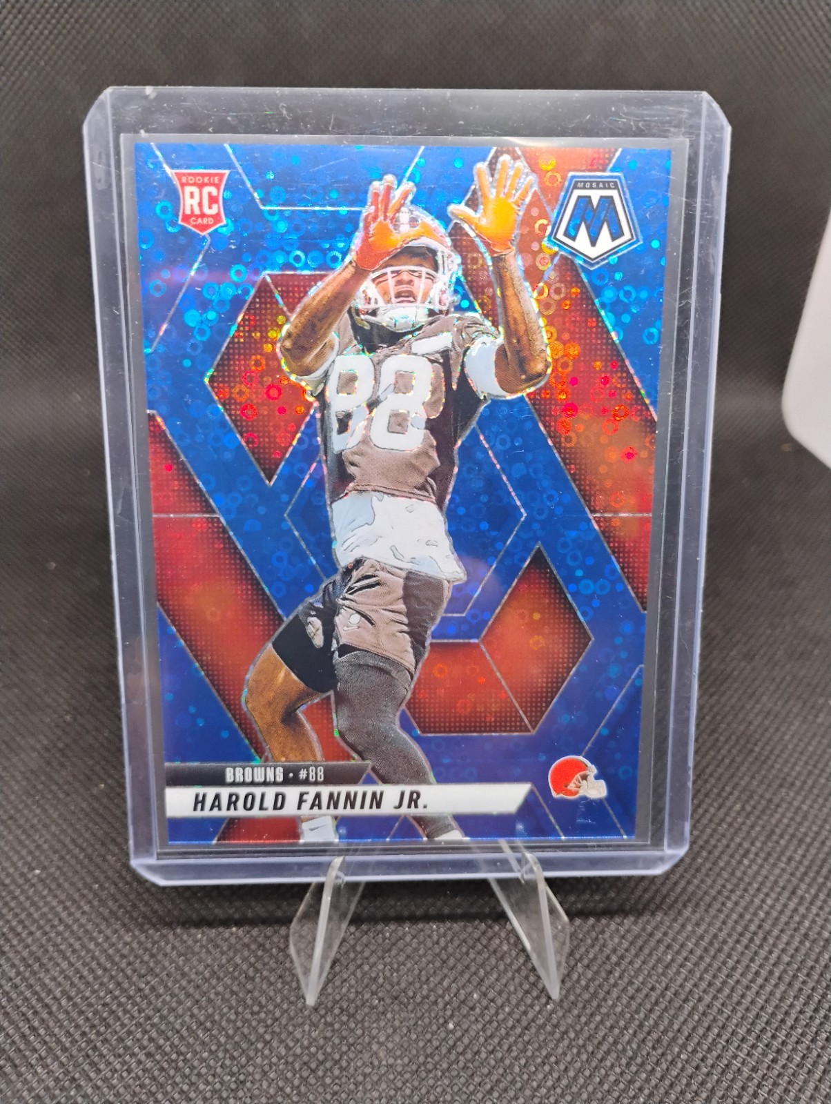 2025 Panini Mosaic No Huddle Blue 84/99 Harold Fannin Jr. Rookie RC #384