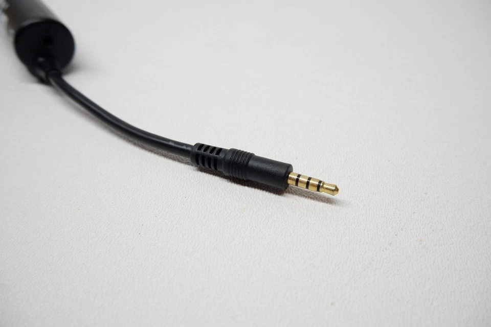 iRig Analogue Guitar Interface For iPhone/ipad= VG - Image 3 of 4