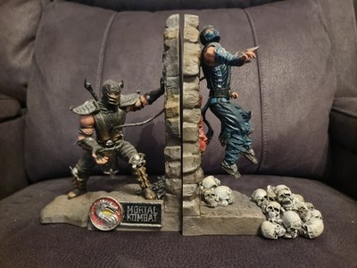 Mortal Kombat 9 Collector's Edition Scorpion Sub-Zero Bookends - Complete - 2011