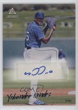 2020 Panini Chronicles Luminance Auto Yohander Mendez #LA-YM Auto 0z8z