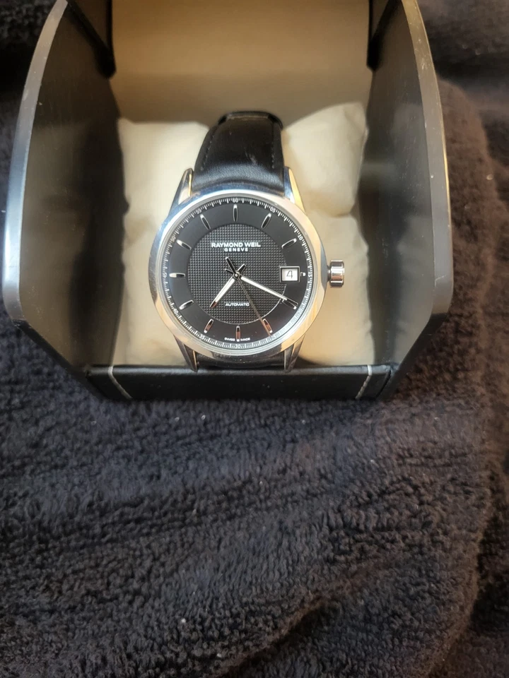 Reloj Hombre Raymond Weil Maestro Gris - 2837-STC-00609 Foto 4 de 4