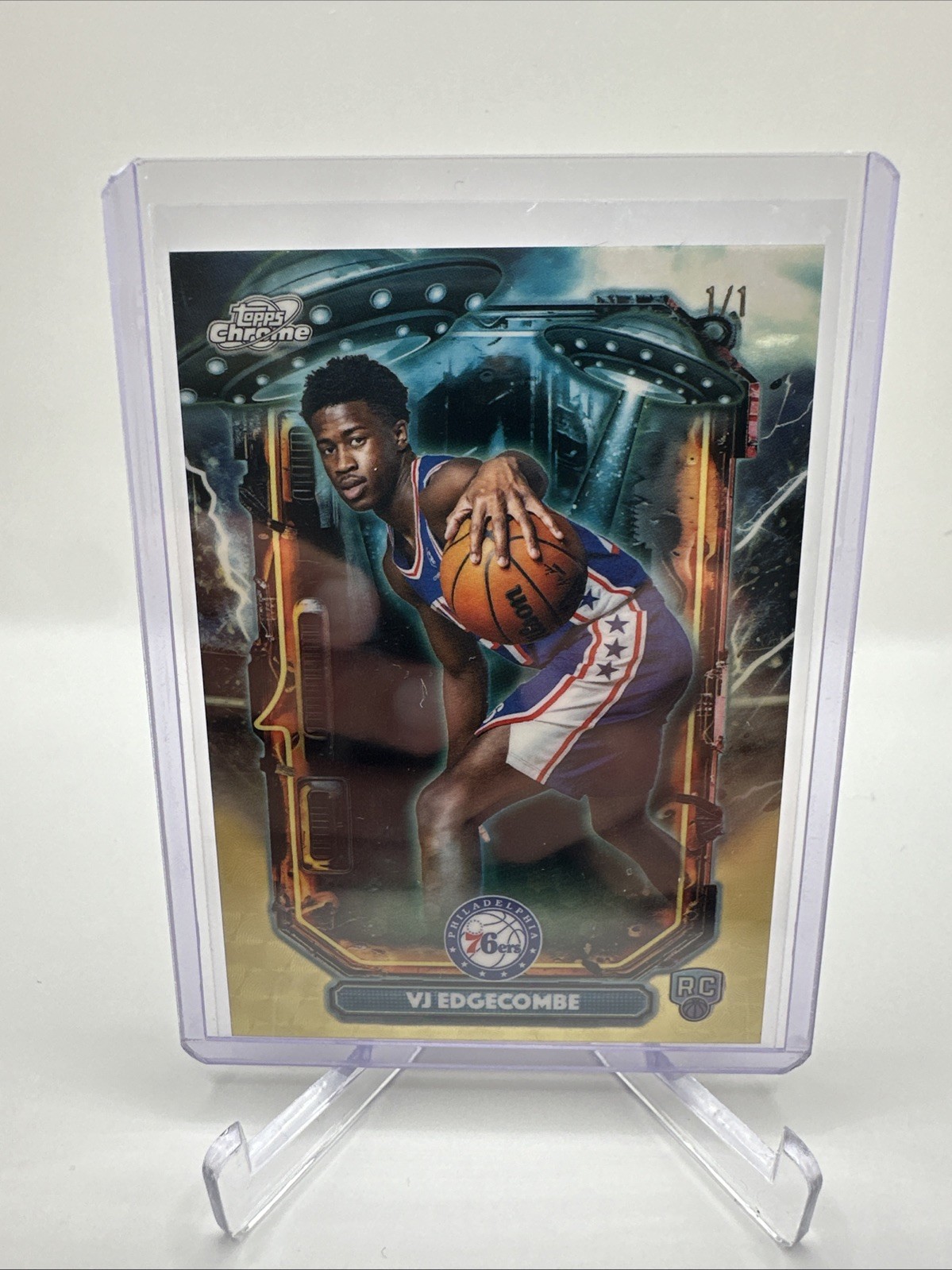 2025 Topps Chrome Cosmic VJ Edgecombe Extraterrestrial Rookie Superfractor 1/1 view 3