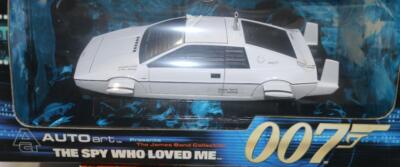 AUTOart 1/18 LOTUS ESPRIT TYPE 79 SUBMARINE 007 James Bond The Spy