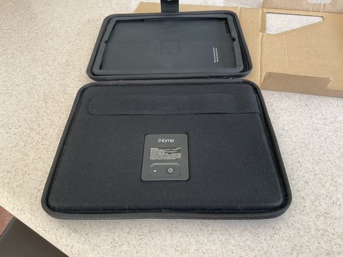 IHome Sound Folio IPad Case W/Built-in Rechargeable Stereo Speakers - Picture 6 of 9
