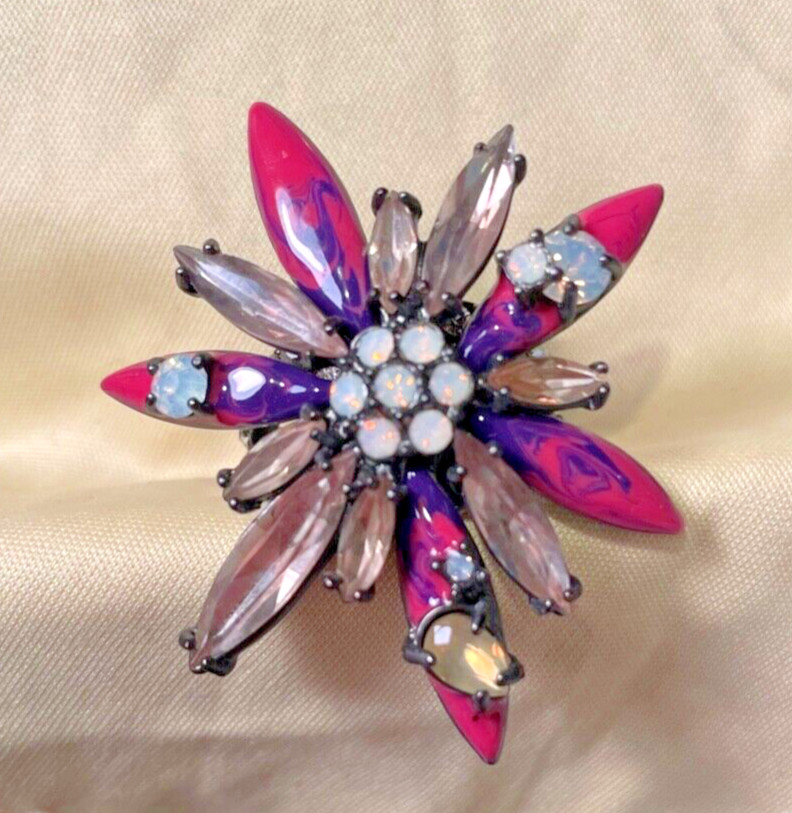 Erickson Beamon Rocks Statement Flower Ring Size 7 - image 3