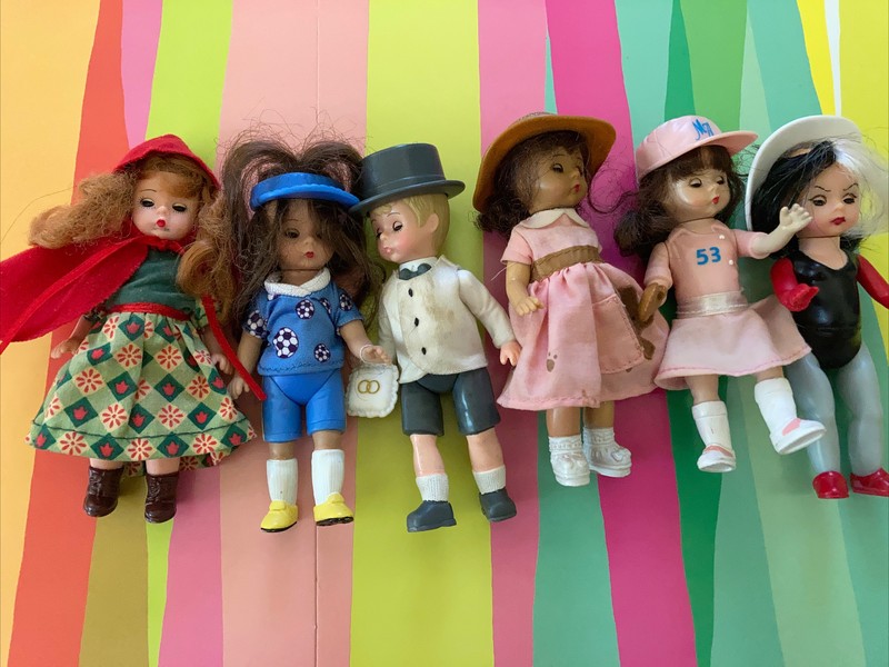 Lot 6  2005 McDonalds Madame Alexander Mini  5” Dolls Dollhouse Halloween Costum