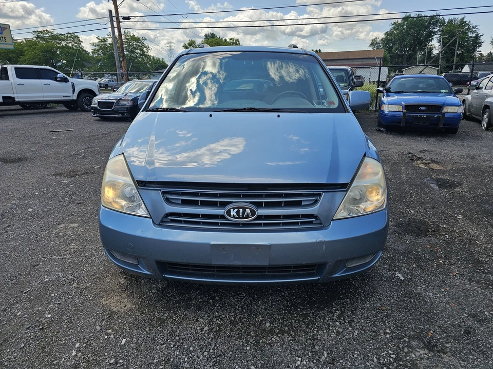 Б/у главный тормозной цилиндр подходит: 2010 Kia Sedona ABS с электронным контролем устойчивости - Изображение 2 из 4