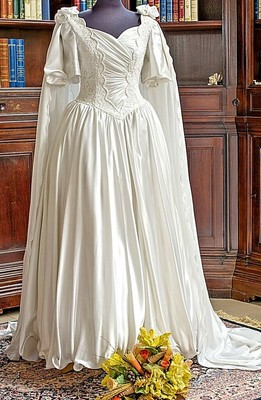 ABITO DA SPOSA MODELLO AURORA SUPER OFFERTA 100 EURO | eBay