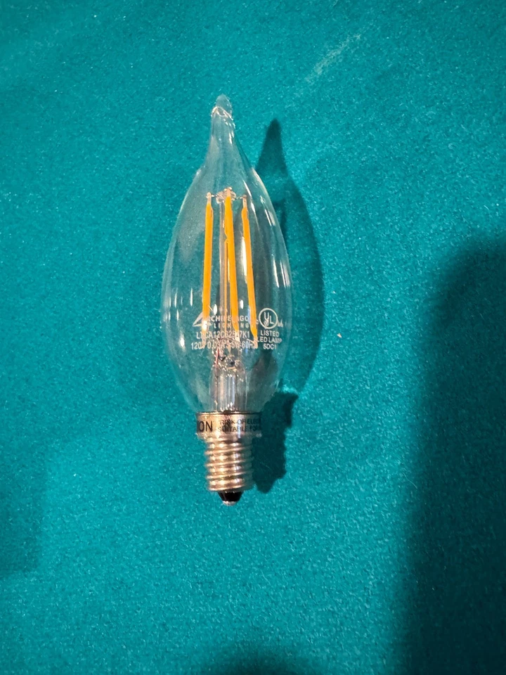 Case of 12 Archipelago CA10 3.5W Nostalgic Flame Tip E-12 Base LTCA26C32527K1 - Image 2 of 4