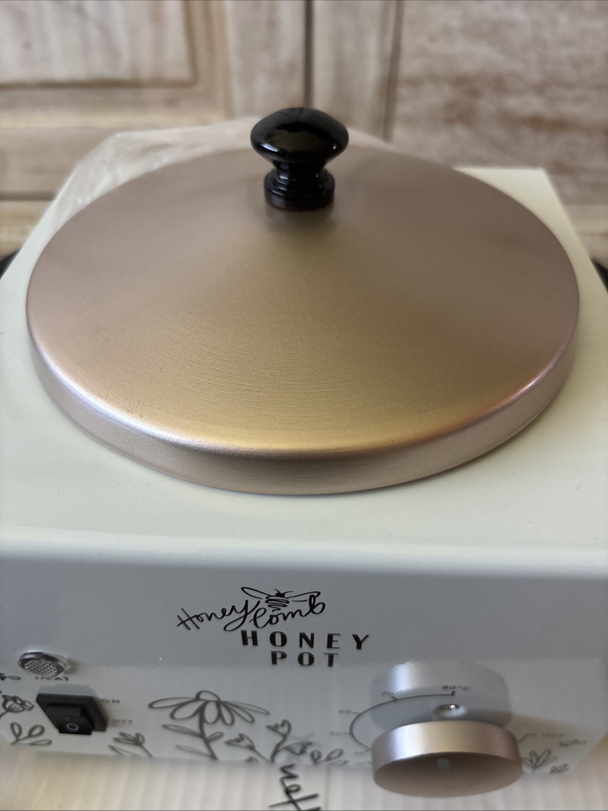 Professional Wax Warmer By Honey Comb Wax Company 