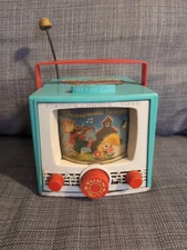 Vintage '64 Fisher Price Hey Diddle Diddle Peek A Boo Screen TV Toy Music Box