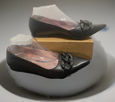 Linea PAOLO Black Slip on Pointed Toe Loafer Size 7 M Resin Chain Keeper Detail