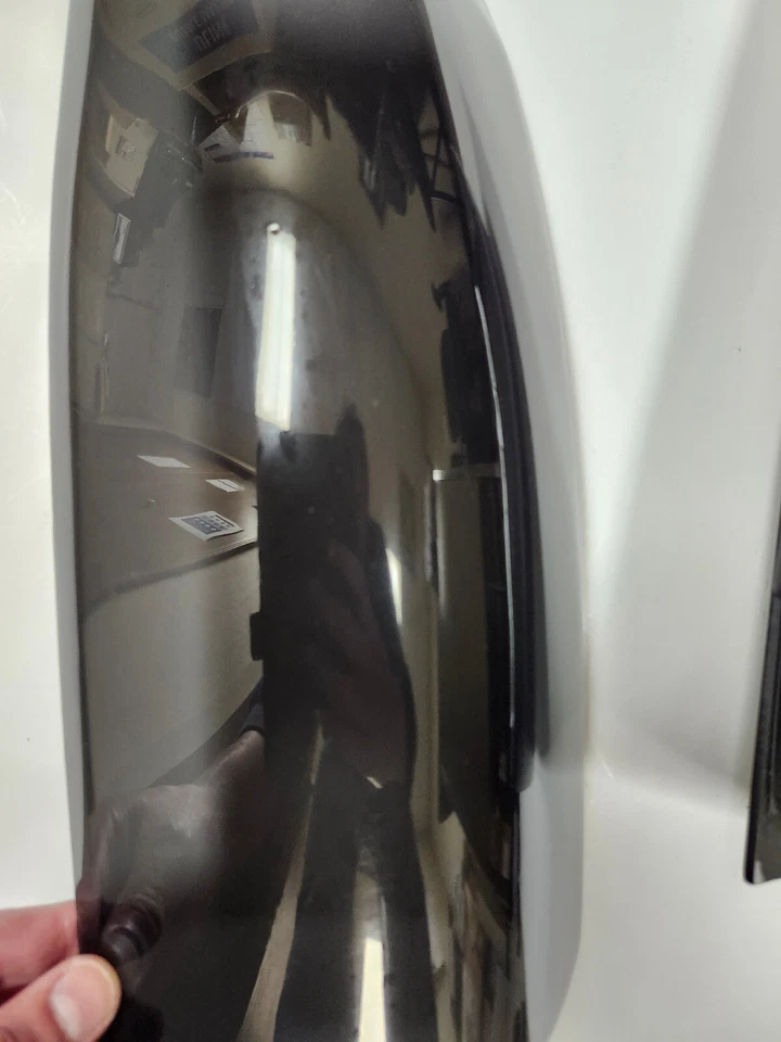 NUEVA cubierta de luz trasera Lund 88-97 Chevy/GMC tamaño completo 92-97 SMK SUB BLZ 37296 Foto 4 de 4