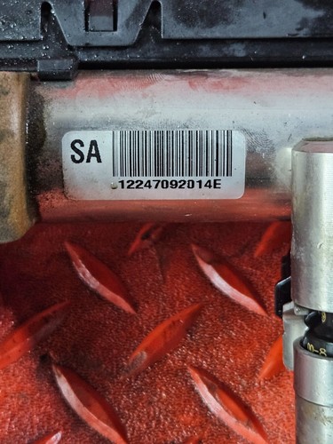 2011-2013 Fuel Injection Rail Assembly For Buick Regal Verano SAAB 9-3 9-5 2.0 - Picture 2 of 8