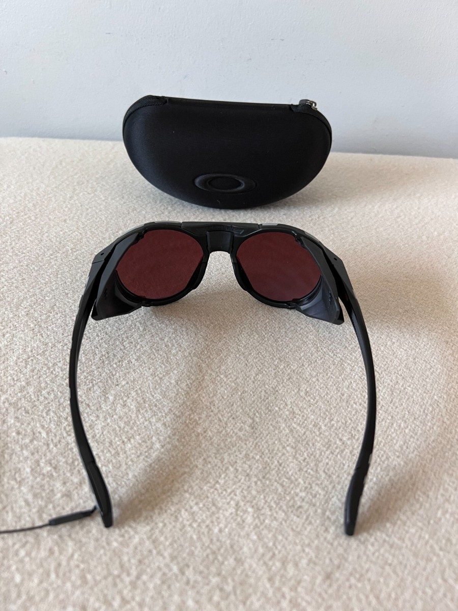 Palace x Oakley Clifden Sunglasses - Night Cloud - NEW | eBay Palace x Oakley Clifden Sunglasses - Night Cloud - NEW | eBay