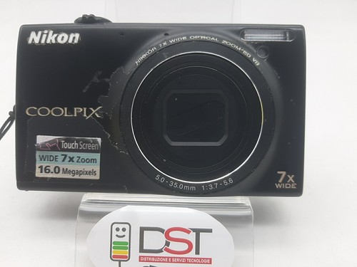 FOTOCAMERA NIKON COOLPIX S6150, 16MP, NERA, USATA TESTATA E PERFETTAMENTE FUNZIO - Foto 2 di 18