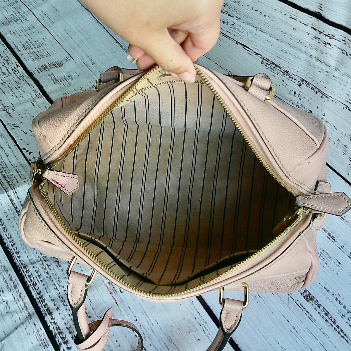 【さりげないラグジュアリー】LV Speedy 25 Bandouliere バッグ louis-vuitton-speedy-25-