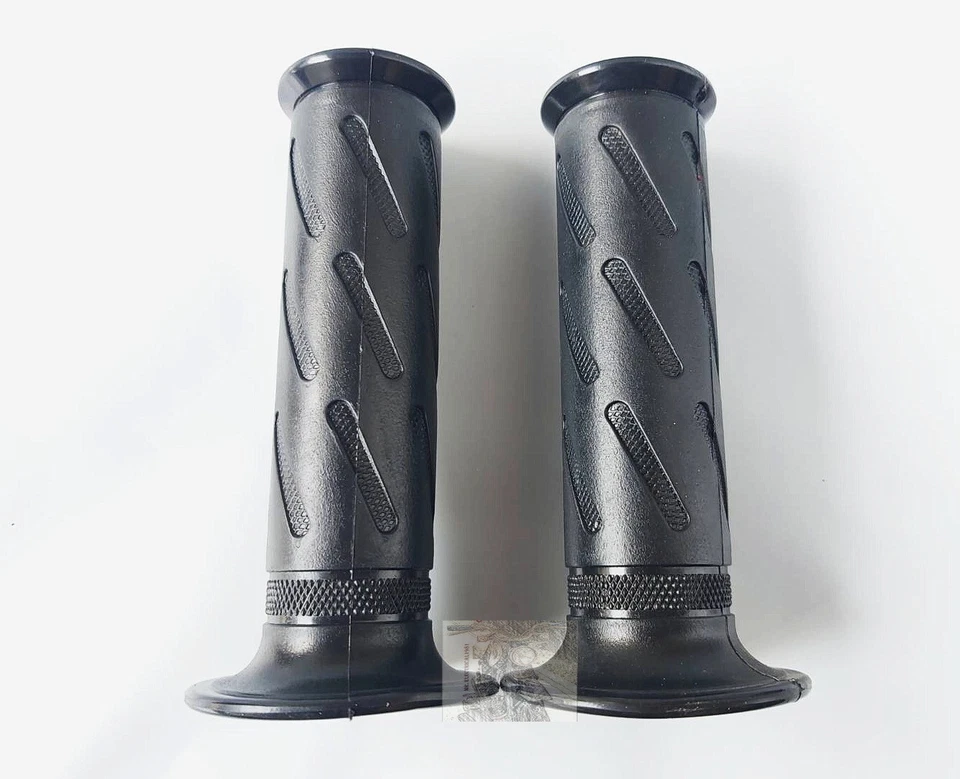 PARA Suzuki Gamma RG125 RG150 RG200 RGV250 RF600 RF900 Grip Borracha L/R Novo - Imagem 3 de 4