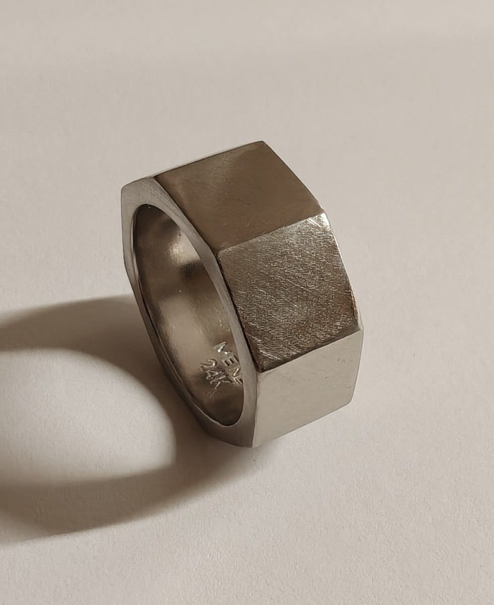 Mene 24K Platinum Octagon Ring II Size 9 34.75 Grams