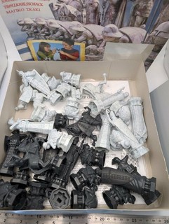 Harry Potter Wizard Chess by Mattel Complete set with board