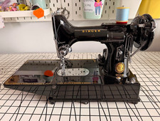 SINGER 222K Electric Portable Sewing Machine w/ Case & Feet