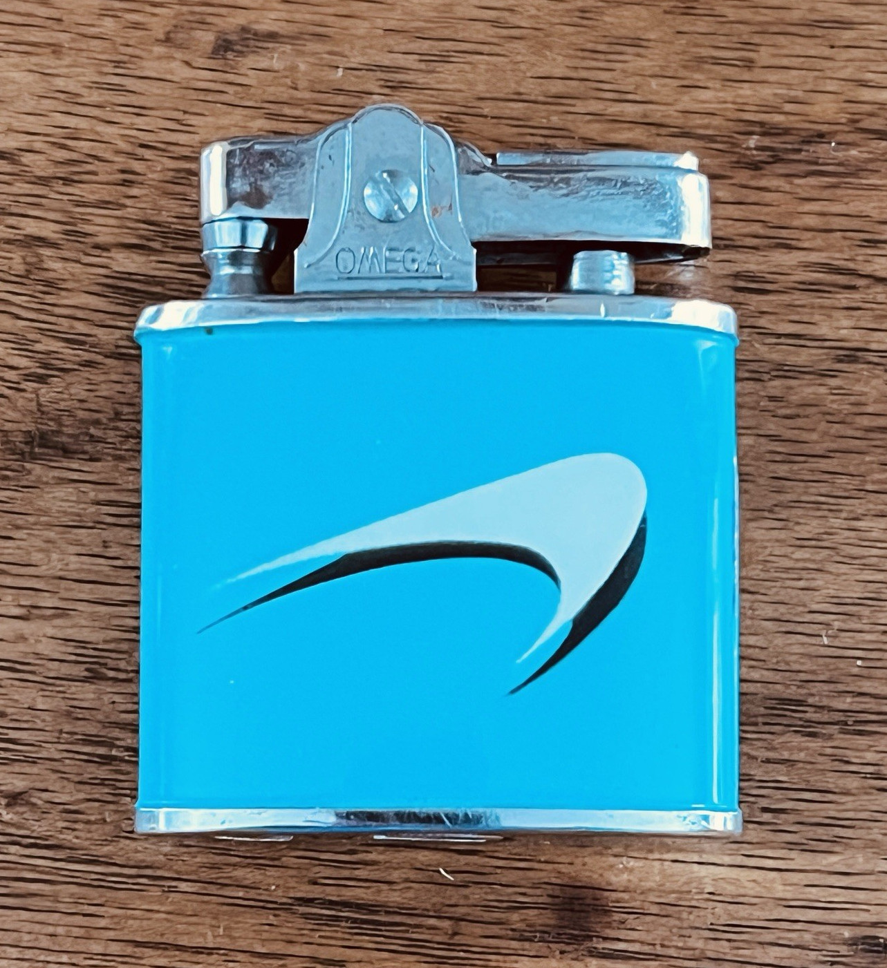 Vintage 1960&rsquo;s Newport Cigarettes Omega Super Lighter