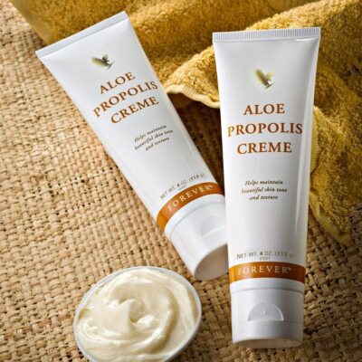 Forever Aloe Propolis Creme 113g　3本 Forever Aloe Propolis Creme, 113 Grams, Deeply Moisturizes and