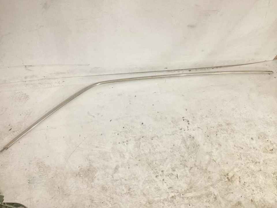 1998-2003 Jaguar XJR XJ8 VDP Left Side Outer Door Window Molding OEM . Foto 3 de 4