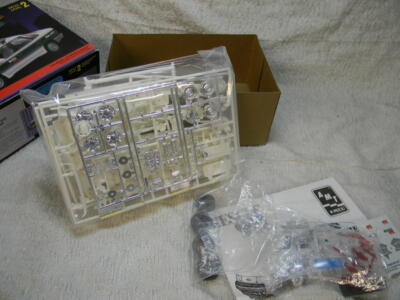 Maquette AMT ERTL 1/25 – Ford Taurus Police 1993 (Kit Neuf, USA)