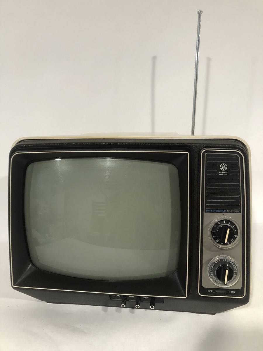 Vtg GE Performance TV Model 12 XB9104V Working W/uhf/vhf converter