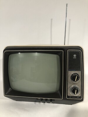 Vtg GE Performance TV Model 12 XB9104V Working W/uhf/vhf converter