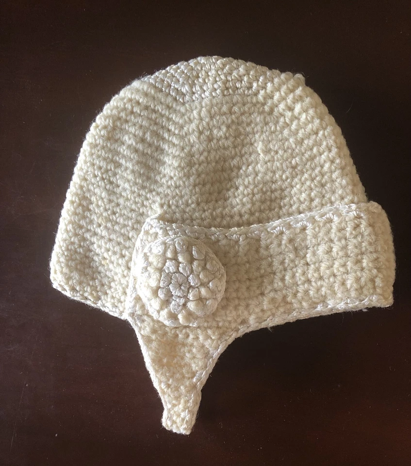Vtg Baby/Doll Bonnet Knitted Beige handmade - Image 2 of 4