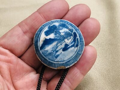 Y4215 NETSUKE Manju pottery underglaze blue Japan antique kimono